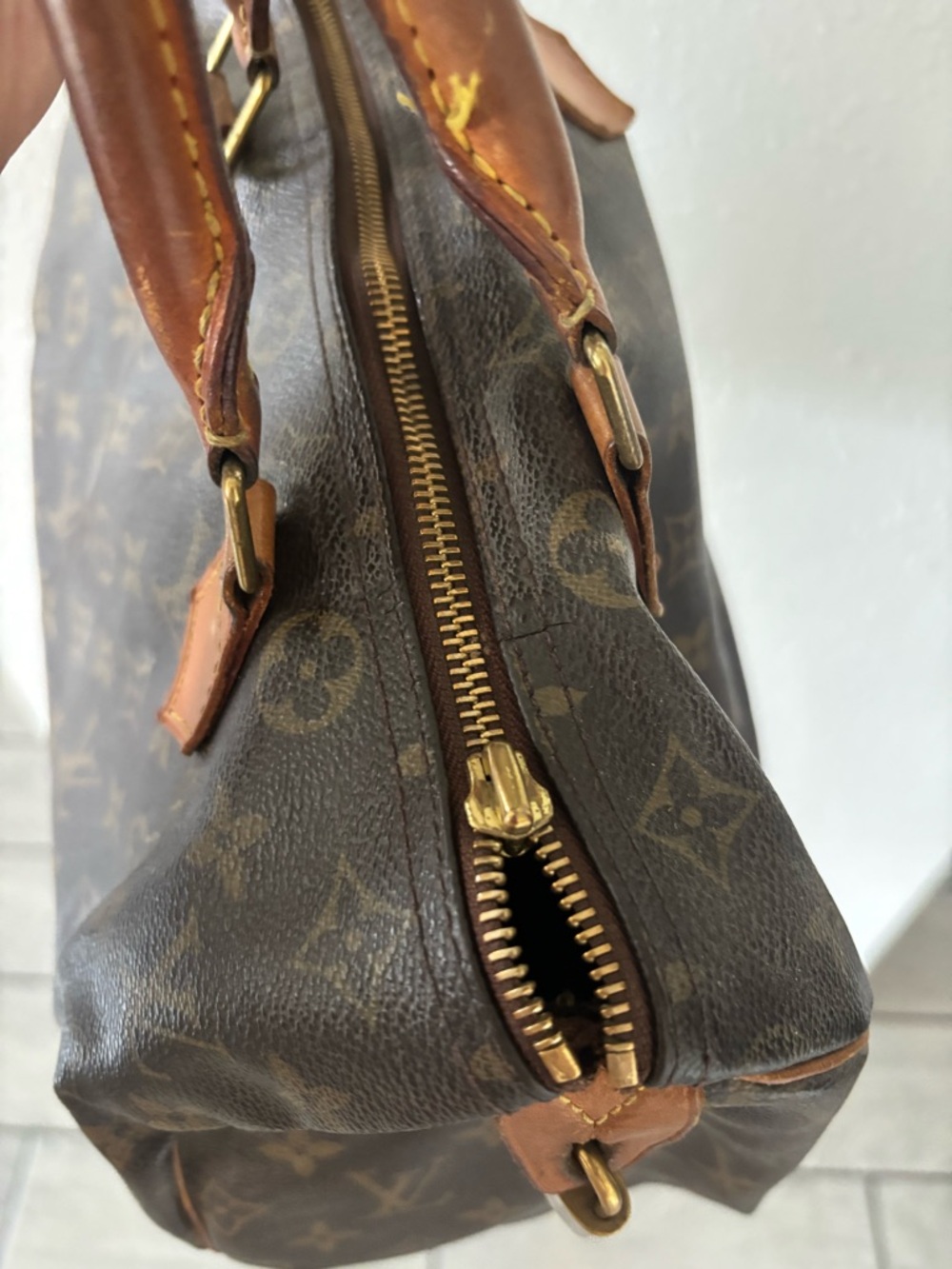 Louis Vuitton Brown Monogram Canvas Handbag with Tan Trim - Picture 5 of 10